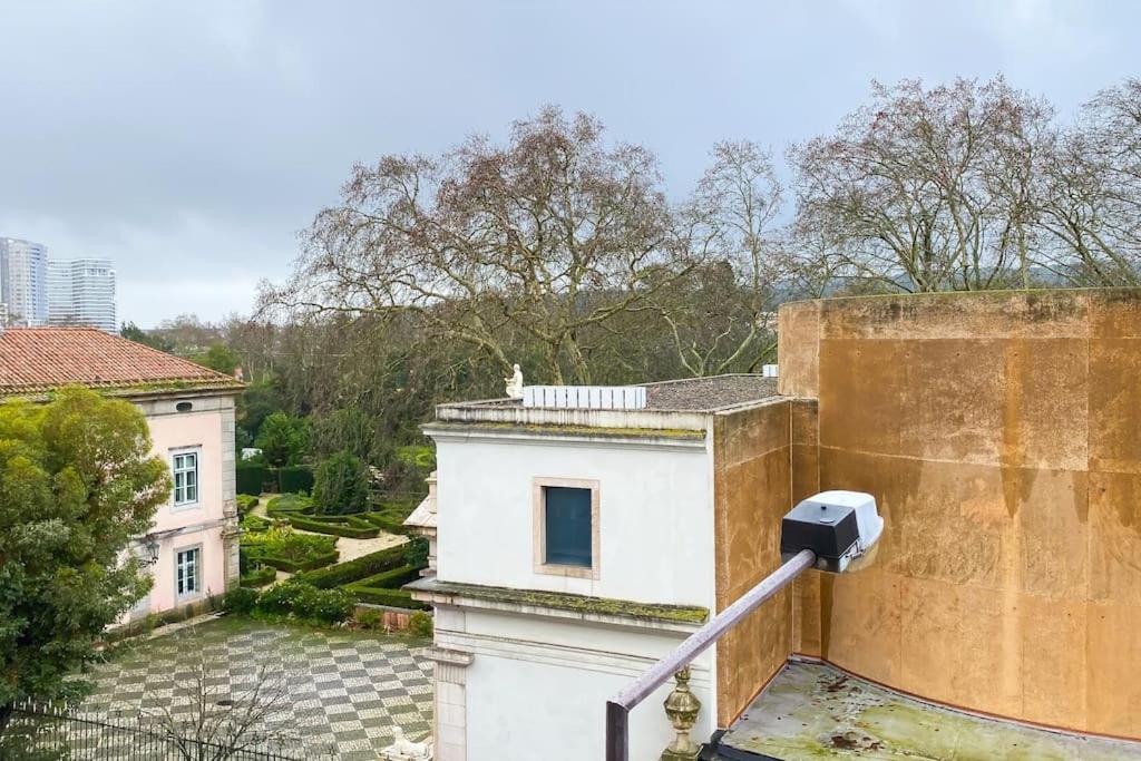 New - Uptown Stylish Lissabon